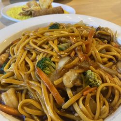 Bamboo - 3 meat Lo Mein in foreground.