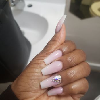Noir Nails - Nail Salons Near Me - Brooklyn, New York
