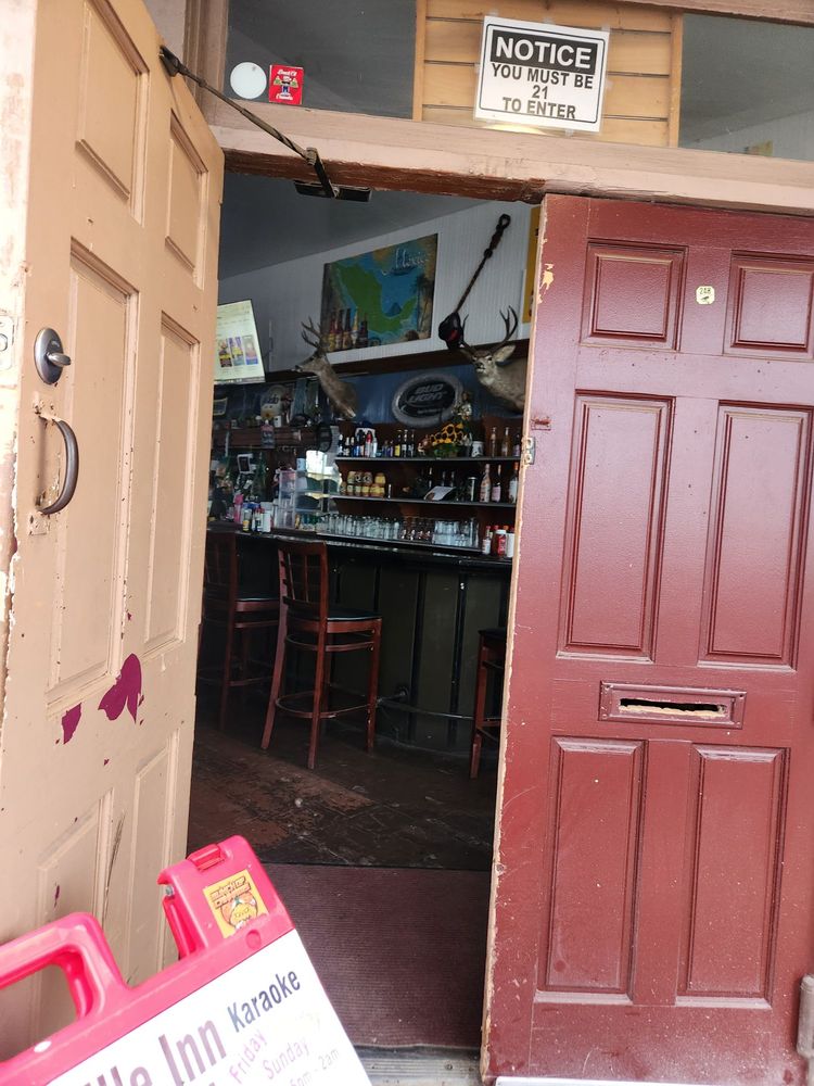 Castroville Inn Bar and grill