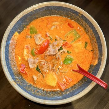 Khao Kang Thai Kitchen - Pineapple Curry - Thai Near Me - Mountain View, California