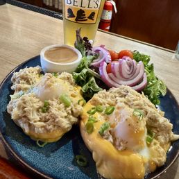 Crab Benedict