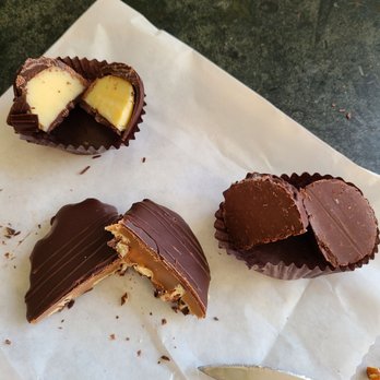 Sweet Mona's - Chocolatiers & Shops Near Me - Langley, Washington Sweet Mona's - Chocolatiers & Shops Near Me - Langley, Washington
