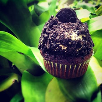 Cupcake and Things Bakery - Oreo Cookie Cupcake - Bakeries Near Me - Kapolei, Hawaii Cupcake and Things Bakery - Oreo Cookie Cupcake - Bakeries Near Me - Kapolei, Hawaii