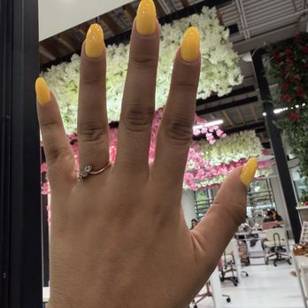 Raizun Nail Spa - Nail Salons Near Me - Fairfax, Virginia Raizun Nail Spa - Nail Salons Near Me - Fairfax, Virginia