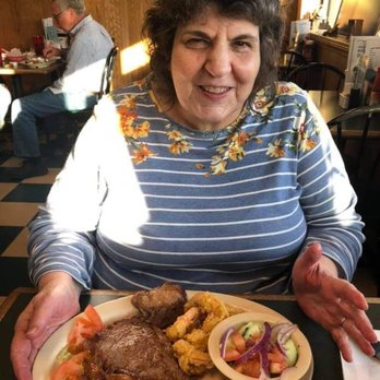 Frank and Shirley’s - Surf and Turf! - Seafood Near Me - Aurora, North Carolina Frank and Shirley’s - Surf and Turf! - Seafood Near Me - Aurora, North Carolina