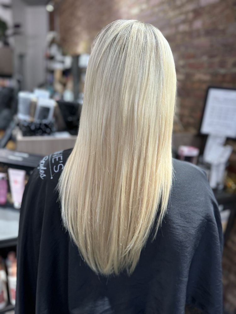 Lorraine's House of Styles