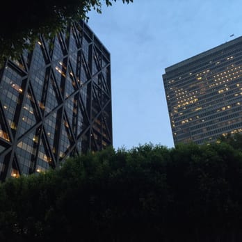Maritime Plaza Park - Looking up at the park from Washington street at dusk - Parks Near Me - San Francisco, California Maritime Plaza Park - Looking up at the park from Washington street at dusk - Parks Near Me - San Francisco, California