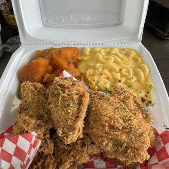 The Greasy Spoon - Cajun Cajun Fried Chicken Wings - Soul Food Near Me - Houston, Texas The Greasy Spoon - Cajun Cajun Fried Chicken Wings - Soul Food Near Me - Houston, Texas