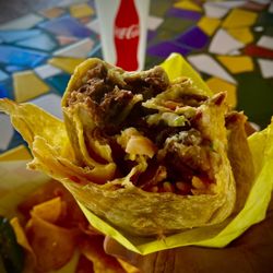 El Super Burrito - Cebeza Burrito .... You can really taste the delicious face of whatever animal it is