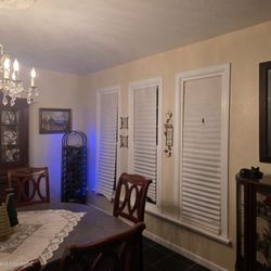 Harvey's Draperies - Before - tear in blinds,blind in center didn't straighten at bottom. No way the pull down from top