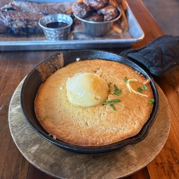 Whiskey 'N Rye Smokehouse - Cast Iron Skillet Jalapeño Cornbread - Barbeque Near Me - Solvang, California Whiskey 'N Rye Smokehouse - Cast Iron Skillet Jalapeño Cornbread - Barbeque Near Me - Solvang, California