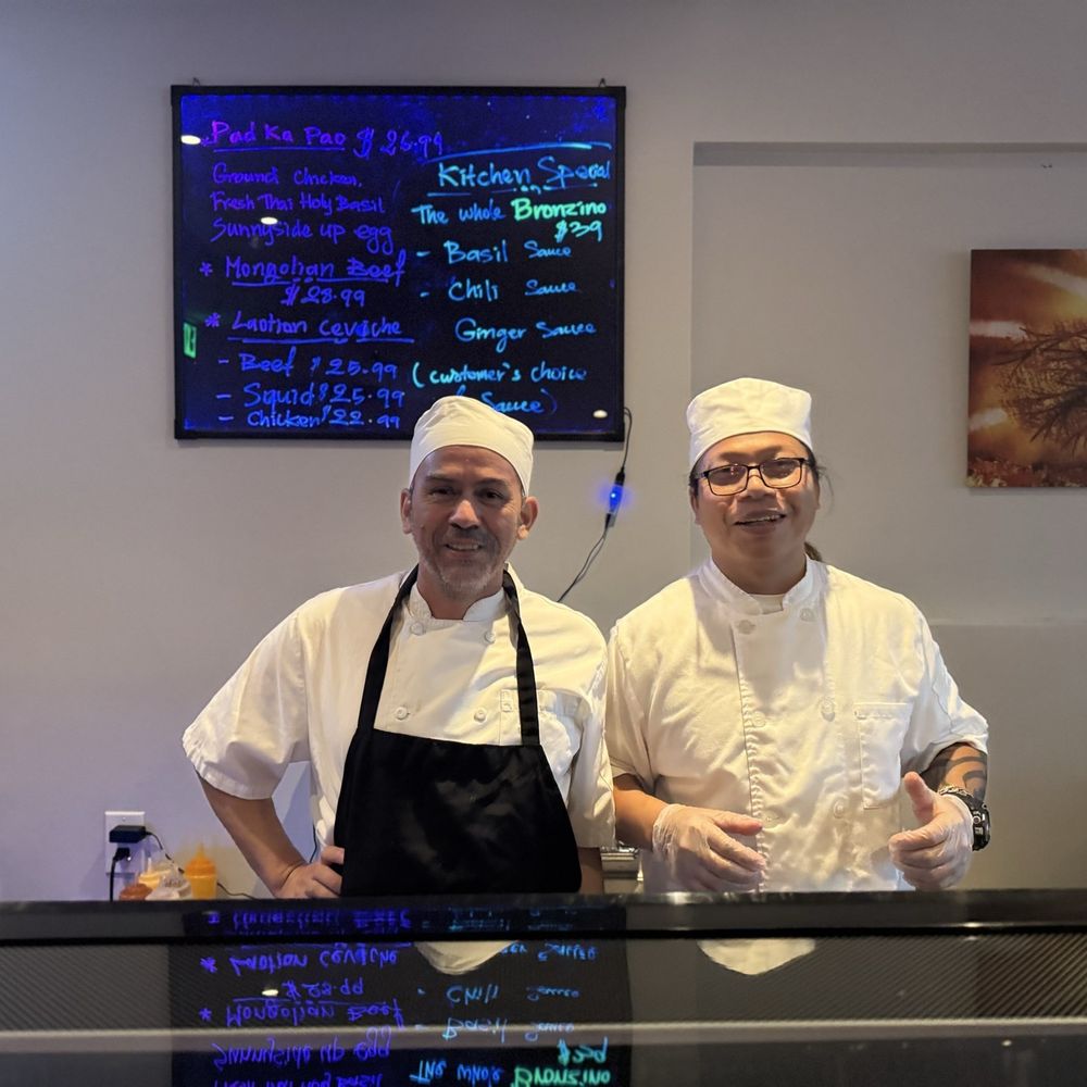 Noutta Sushi And Thai - Sushi chefs - Sushi Bars Near Me - Delray Beach, Florida Noutta Sushi And Thai - Sushi chefs - Sushi Bars Near Me - Delray Beach, Florida