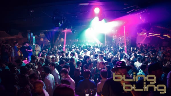 Bling Bling Barcelona by null