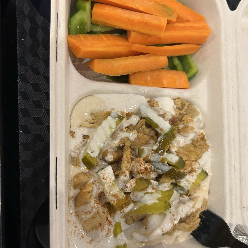 Hummus chicken shwarma bowl Hummus chicken shwarma bowl