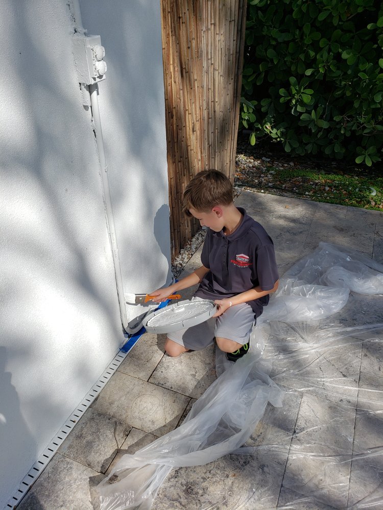 Slide of Fine Design Builders