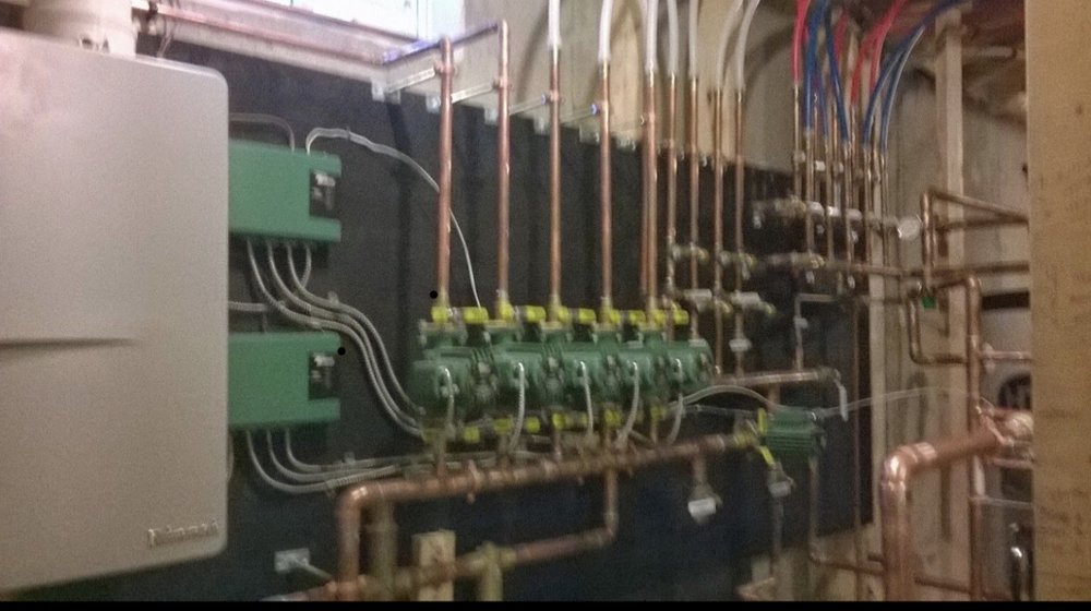 Slide of Hot & Cold Plumbing & Heating