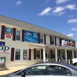 Hill's Store