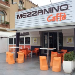 Mezzanino Caffè Pagani - Ingresso