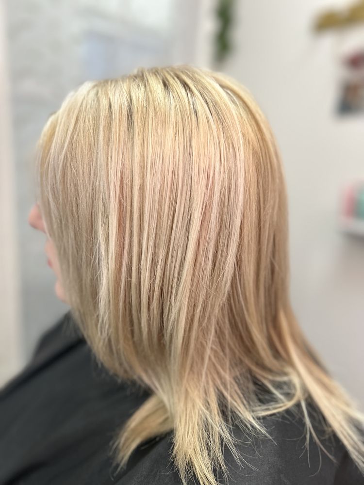 THE RADIANT ROSE SALON Updated March 2024 Request an Appointment