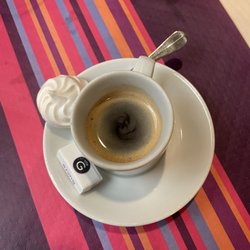 Restaurant - Hotel l'Arcombelle - Coffee with a tiny meringue