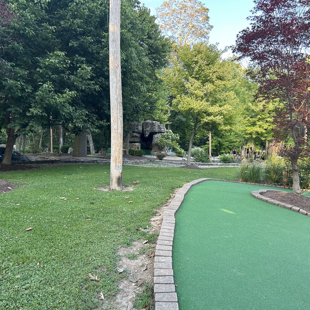Perry's Cave - Miniature golf - Amusement Parks Near Me - Put In Bay, Ohio