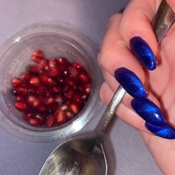 Tech Nail 2 - Cateye Nails - Nail Salons Near Me - Lake Zurich, Illinois