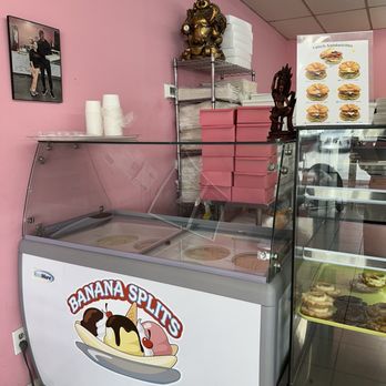 Mr Goods Donuts Shop - Donuts Near Me - Pasadena, California