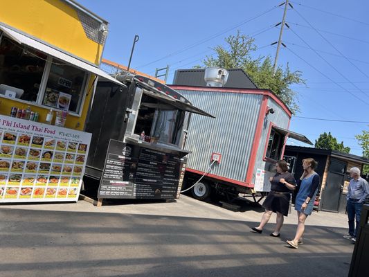 Cartside Food Carts by null