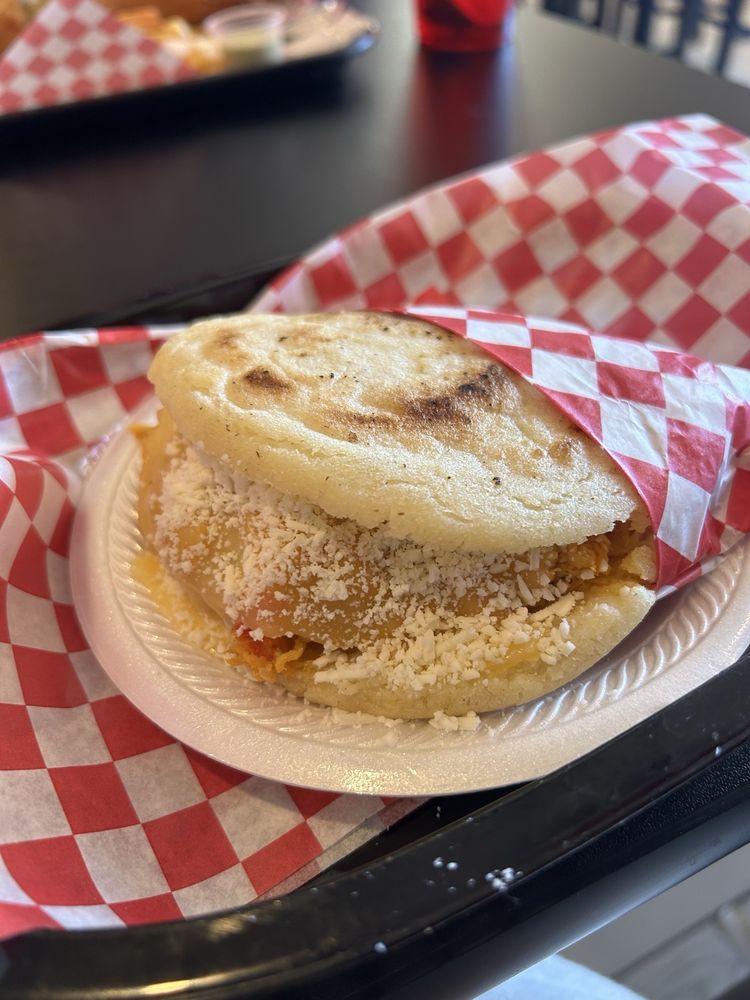 The Tigers Bar and Grill Logo