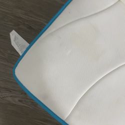 Half Price Mattress Warehouse - A dirty mattress and cover for 175$