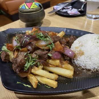 Fernando's - Peruvian Near Me - Downey, California