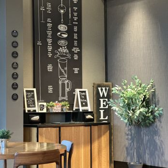 Starbucks - Coffee station - Coffee & Tea Near Me - Capitol Heights, Maryland