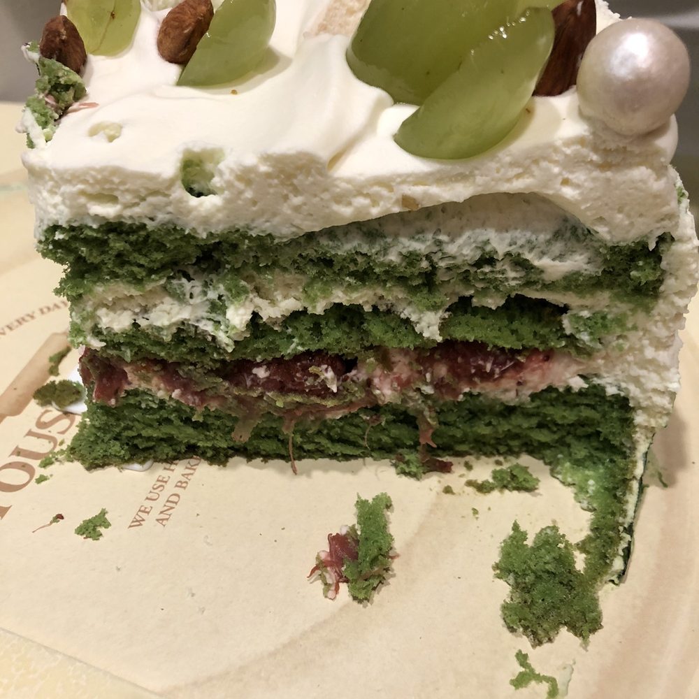 Tous Les Jours - Green Matcha cake!!!! Soooo good! - Bakeries Near Me - Glenview, Illinois Tous Les Jours - Green Matcha cake!!!! Soooo good! - Bakeries Near Me - Glenview, Illinois