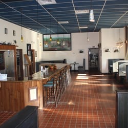 Granite Falls Brewing Company - Family Friendly Front Room