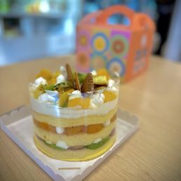 fruit chiffon cake