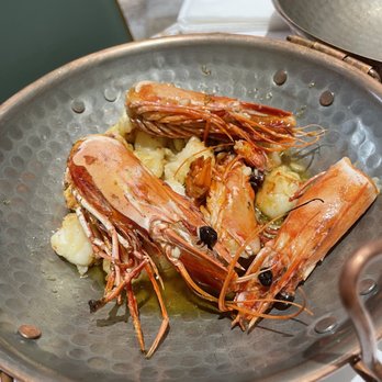 Cervejaria Ramiro - Spot prawns in garlic butter sauce - Seafood Near Me - Lisbon, 11