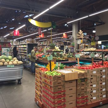 Rainbow Grocery - Produce area - Grocery Near Me - San Francisco, California