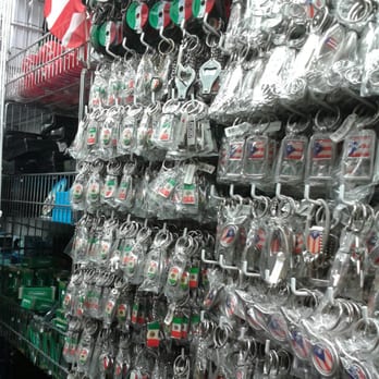 Dollar Land - Souvenir Shops Near Me - Chicago, Illinois