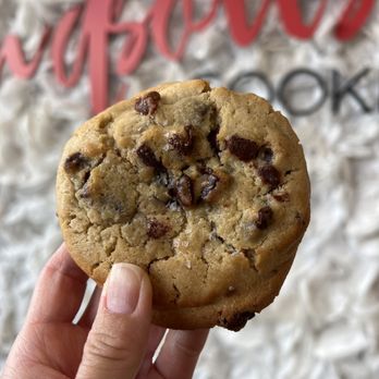 Hudsons Cookies - Chocolate Chunk Cookie ($5.95) - Desserts Near Me - Irvine, California Hudsons Cookies - Chocolate Chunk Cookie ($5.95) - Desserts Near Me - Irvine, California