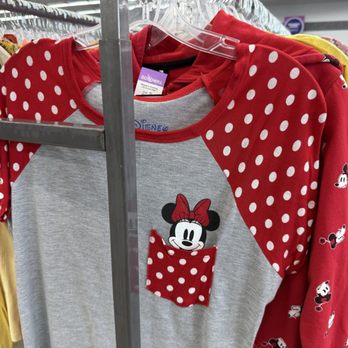 Goodwill - Clothes 04/25 - Thrift Stores Near Me - Gilbert, Arizona