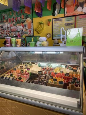 Mateo's Ice Cream & Fruit Bars by null