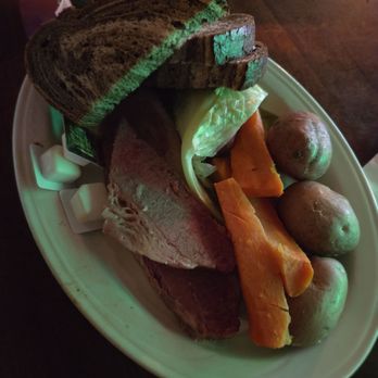Gene McCarthy's - Corned beef dinner - American Near Me - Buffalo, New York Gene McCarthy's - Corned beef dinner - American Near Me - Buffalo, New York