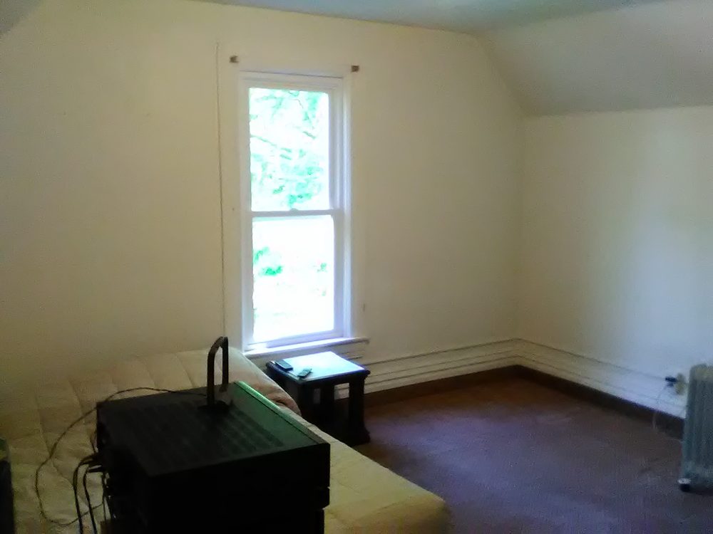 RED BUD INN Updated June 2024 114 S Red Bud Trl, Buchanan, Michigan