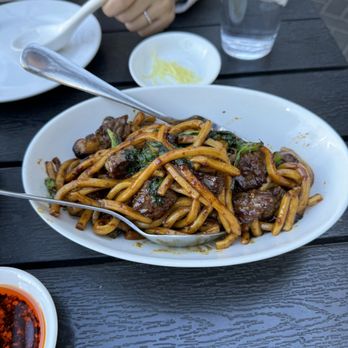 dan modern chinese - Short Rib Dan Mien - Chinese Near Me - Long Beach, California dan modern chinese - Short Rib Dan Mien - Chinese Near Me - Long Beach, California