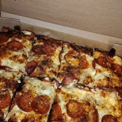 Uno Pizzeria & Grill - Sweet ride