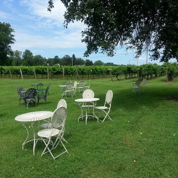 Gray Ghost Vineyards - Wineries Near Me - Amissville, Virginia