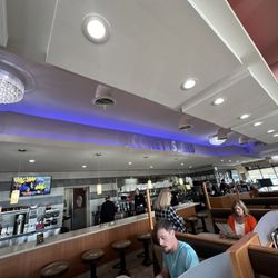 Leo's Coney Island