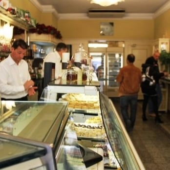 Sandra & L'angolo Dolce - Vecchio arredamento del locale. - Desserts Near Me - Lucca, LU Sandra & L'angolo Dolce - Vecchio arredamento del locale. - Desserts Near Me - Lucca, LU