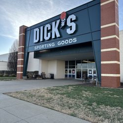 Governor's Square Mall - Dick's Sporting Goods entrance (back side)