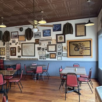Dino's Grill - Military room - Italian Near Me - Memphis, Tennessee